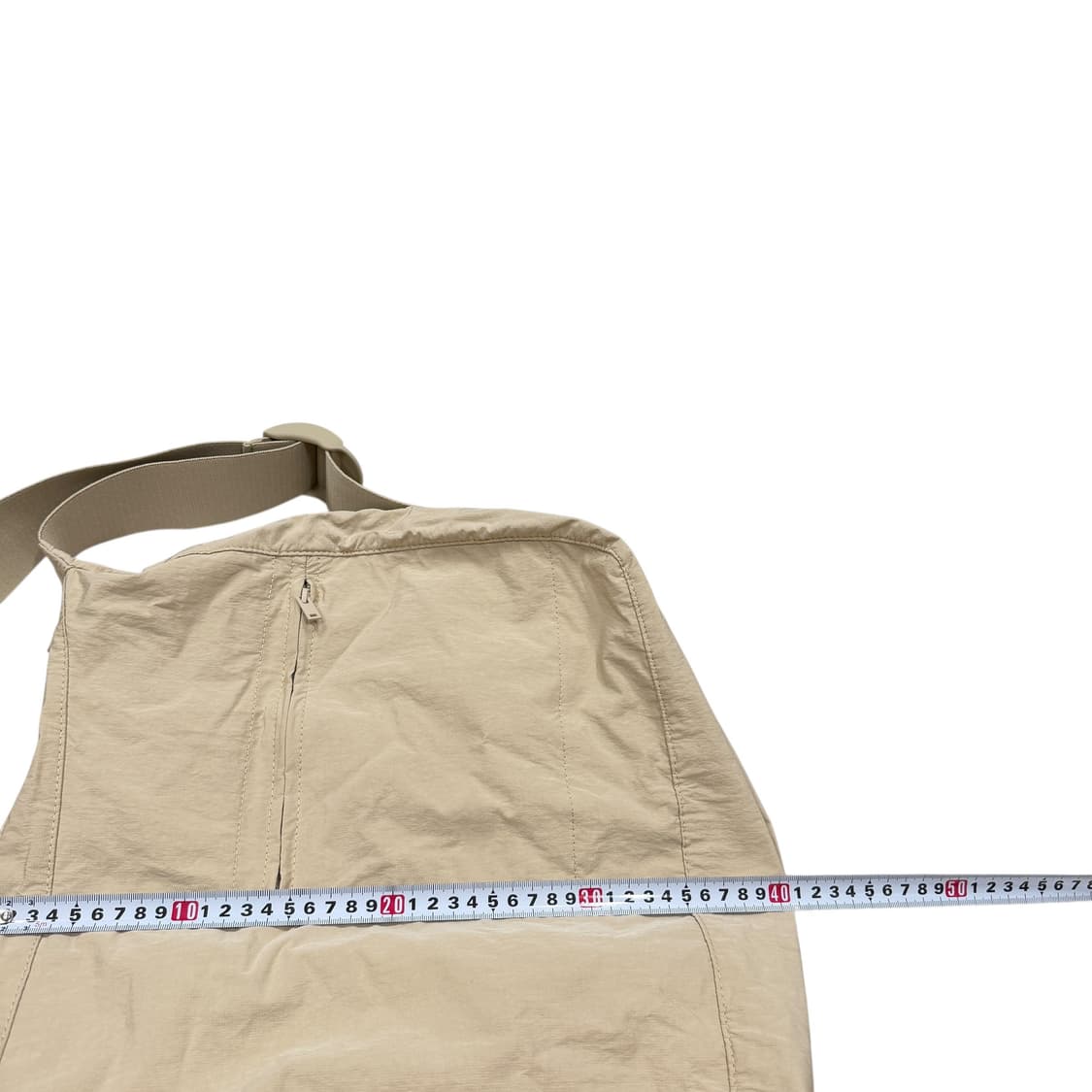 COS 코스 슬라우치 나일론 메신저백 크로스백 가방 베이지 상품이미지9