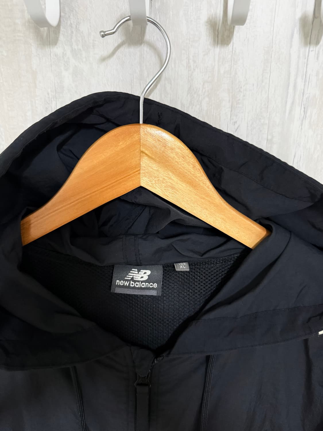 남성 XL 105 / 뉴발란스 윈드브레이커 바람막이 블랙 상품이미지5