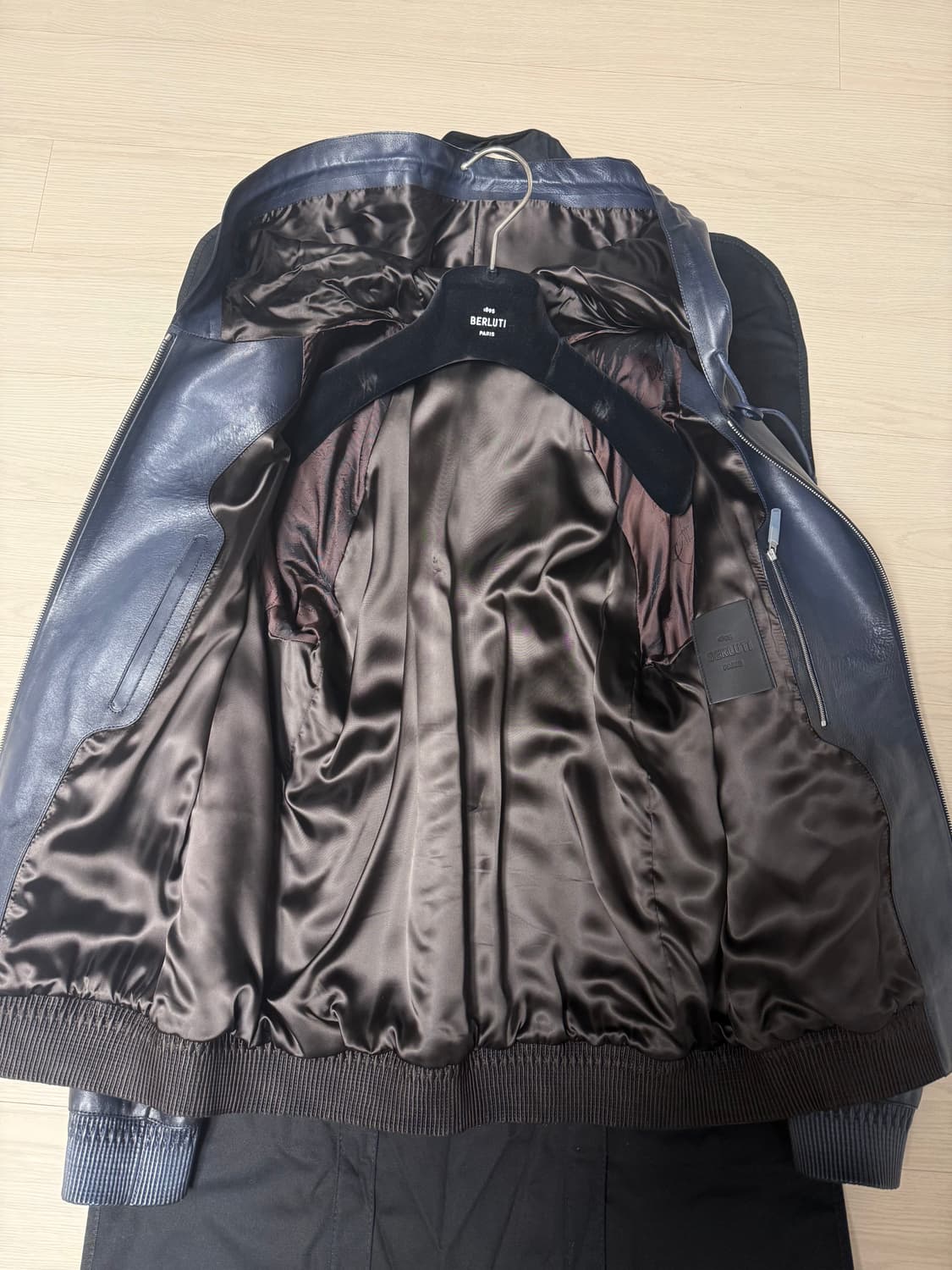 벨루티 파티나레더 후드자켓 52사이즈 상품이미지6