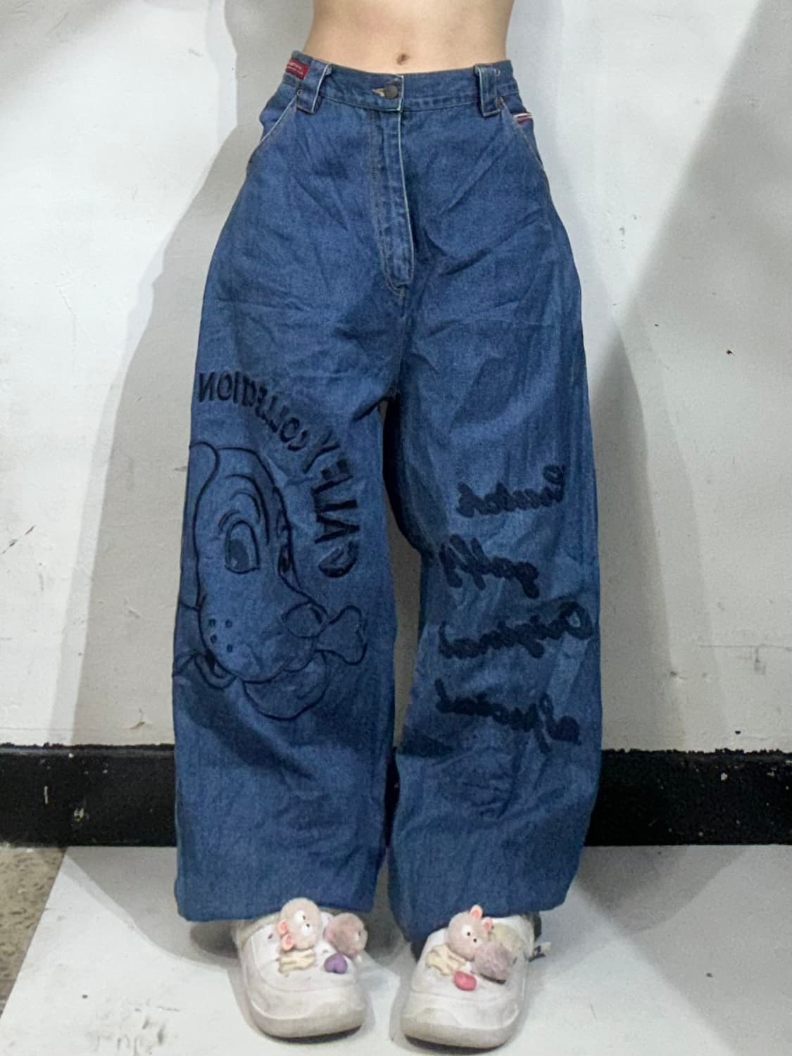 일본 빈티지 90s 중청 힙합 브랜드 아카이브 캐릭터 자수 데님 팬츠 상품이미지2