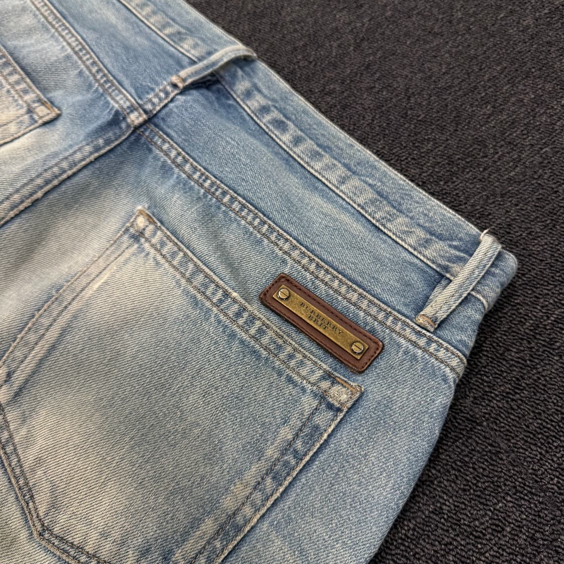 버버리 워싱 데님 팬츠  상품이미지5