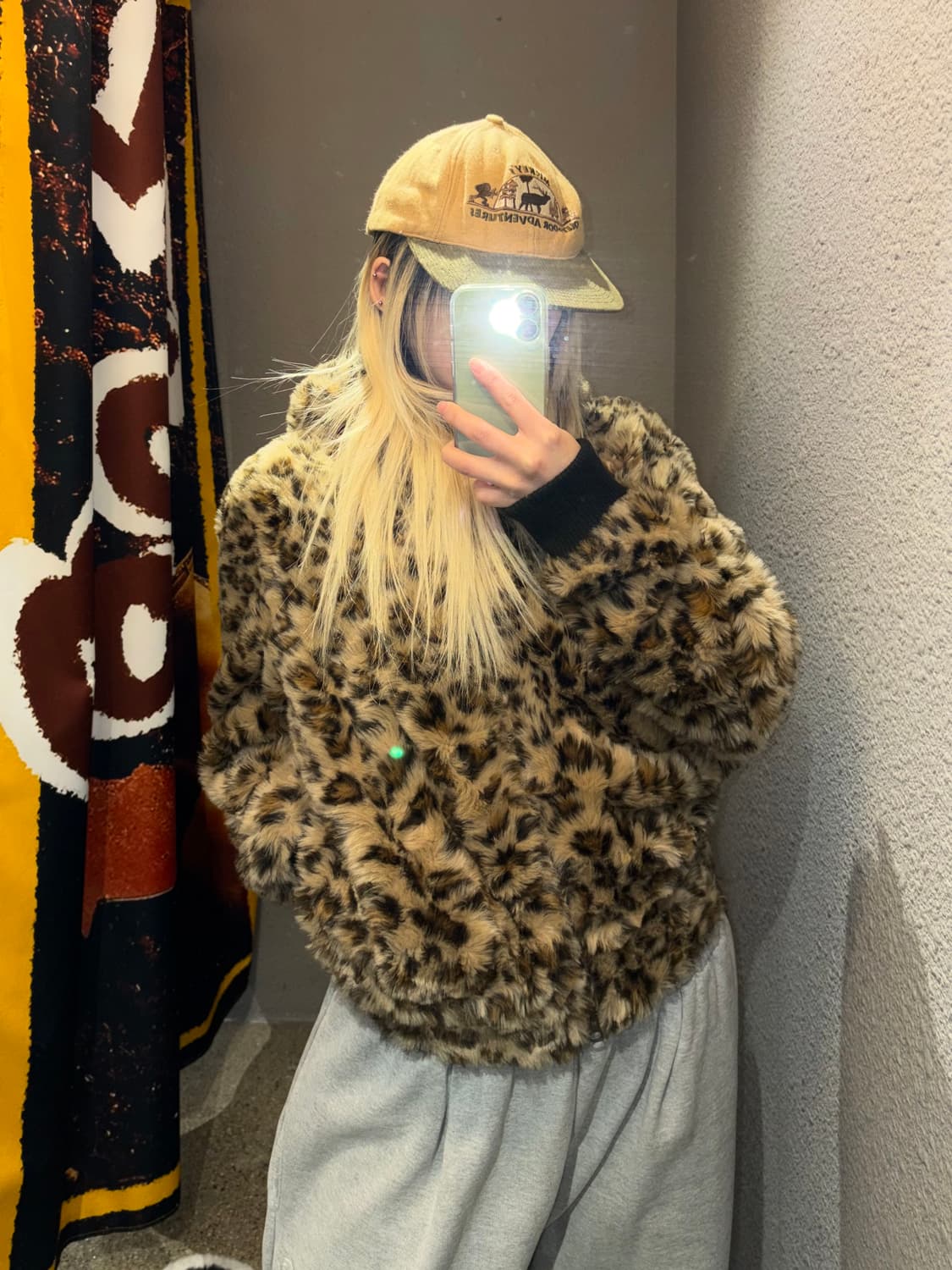 CHUXXX 레오파드 투웨이 후드 퍼자켓 상품이미지1