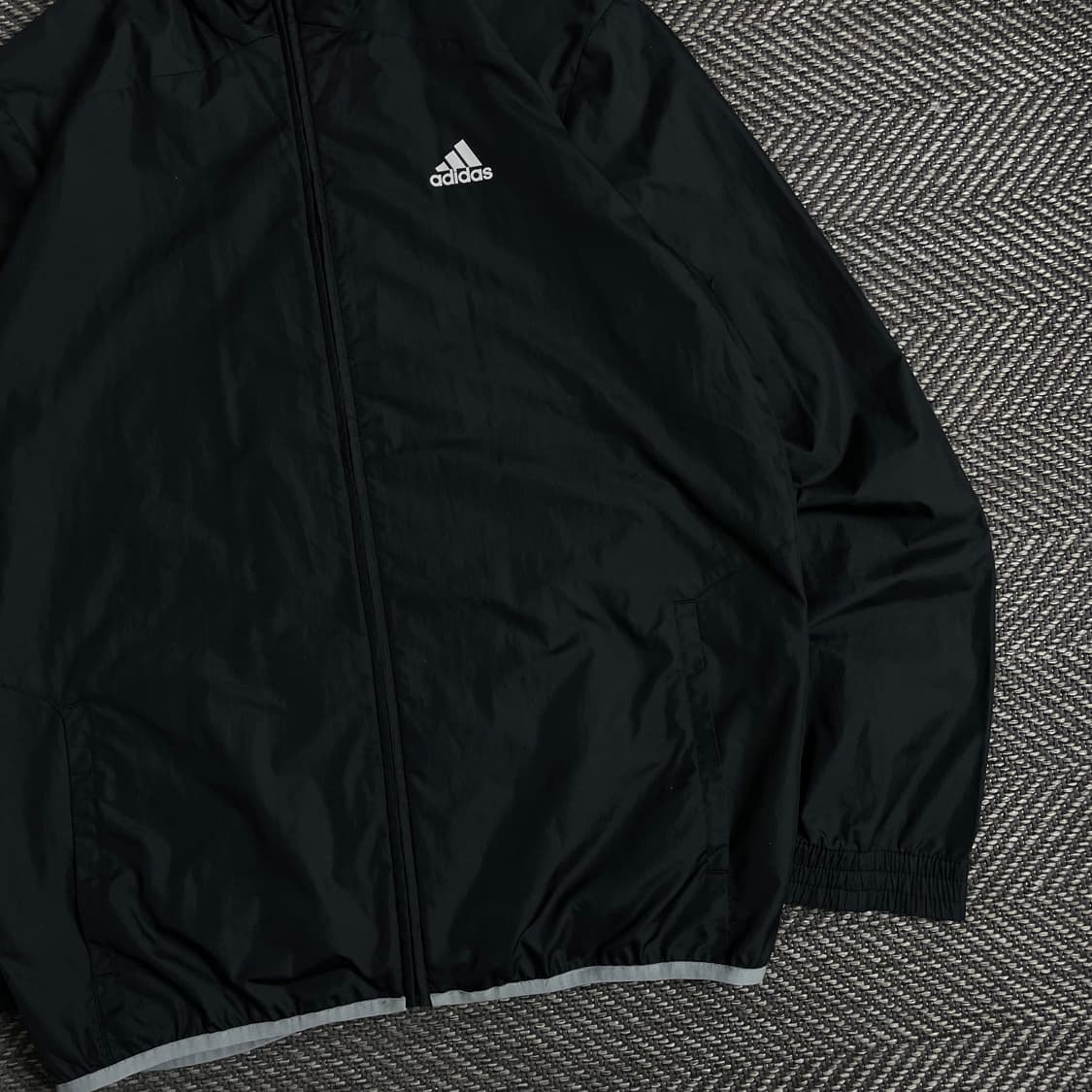 00s 아디다스 올드스쿨 블랙 우븐 트랙자켓&트랙팬츠 세트o 3694 상품이미지3