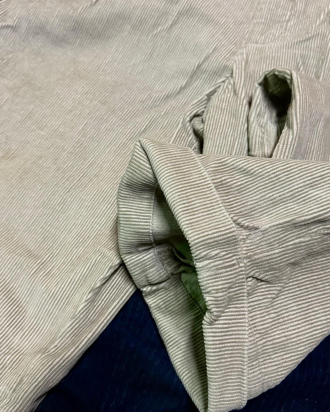 90‘s 에디바우어 투턱 클래식 핏 코듀로이 팬츠 36 상품이미지4