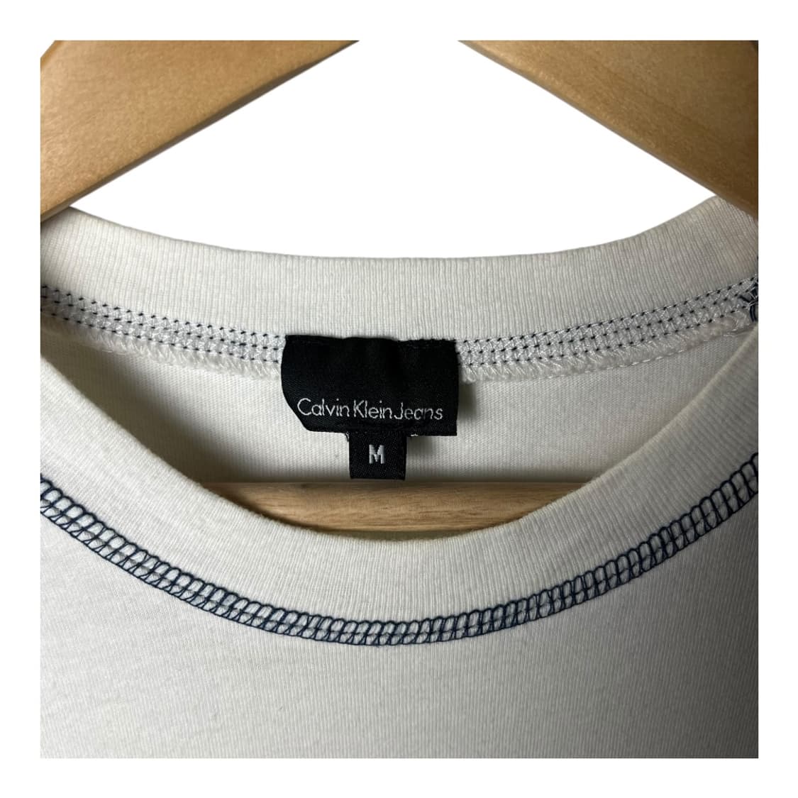 [Calvin Klein] 캘빈클라인 아웃스티치 패치 반팔티셔츠 상품이미지3