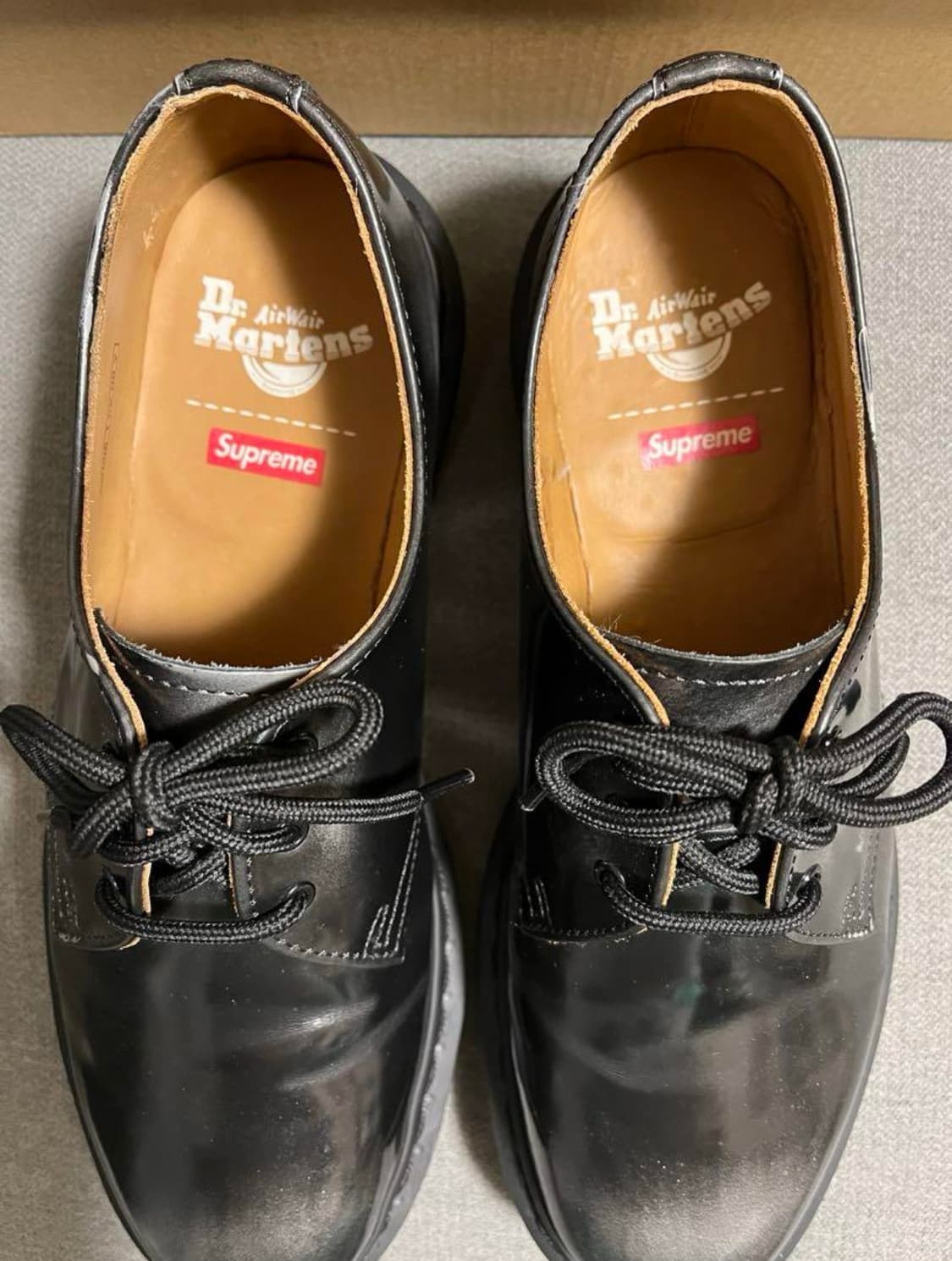 Supreme × Dr.Martens 3 Eye Shoe Black 상품이미지3