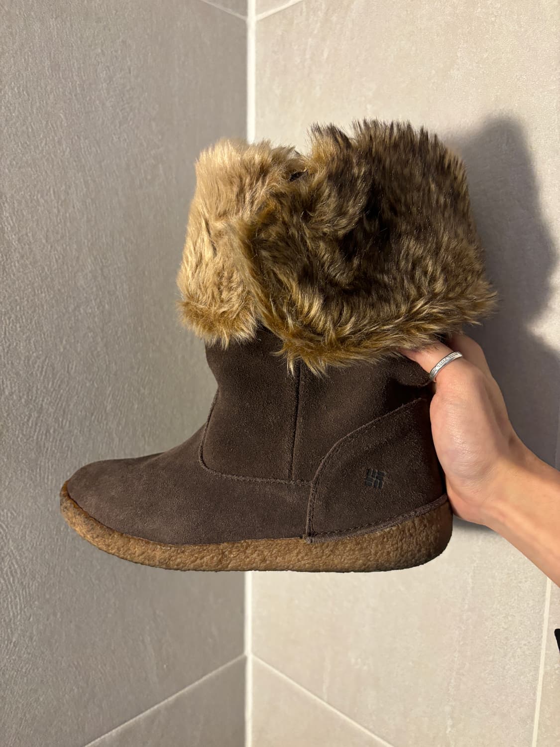 컬럼비아 스웨이드 퍼부츠 상품이미지2