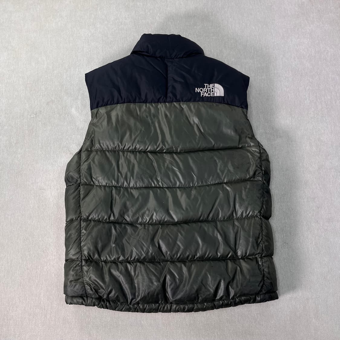 100 노스페이스 1996 눕시 700 카키 조끼 패딩 상품이미지2