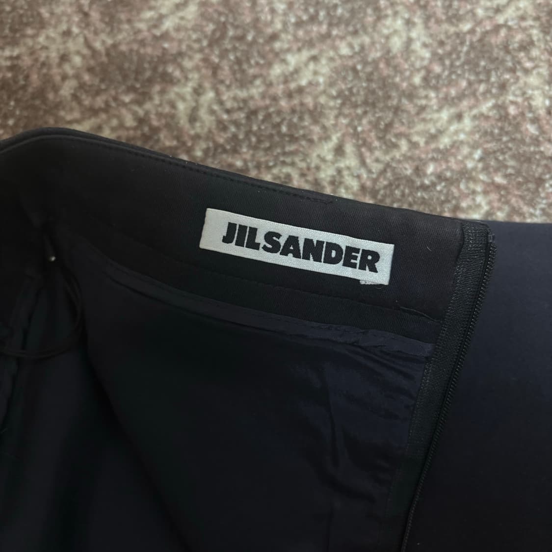 질샌더 블랙 미디 스커트 상품이미지1