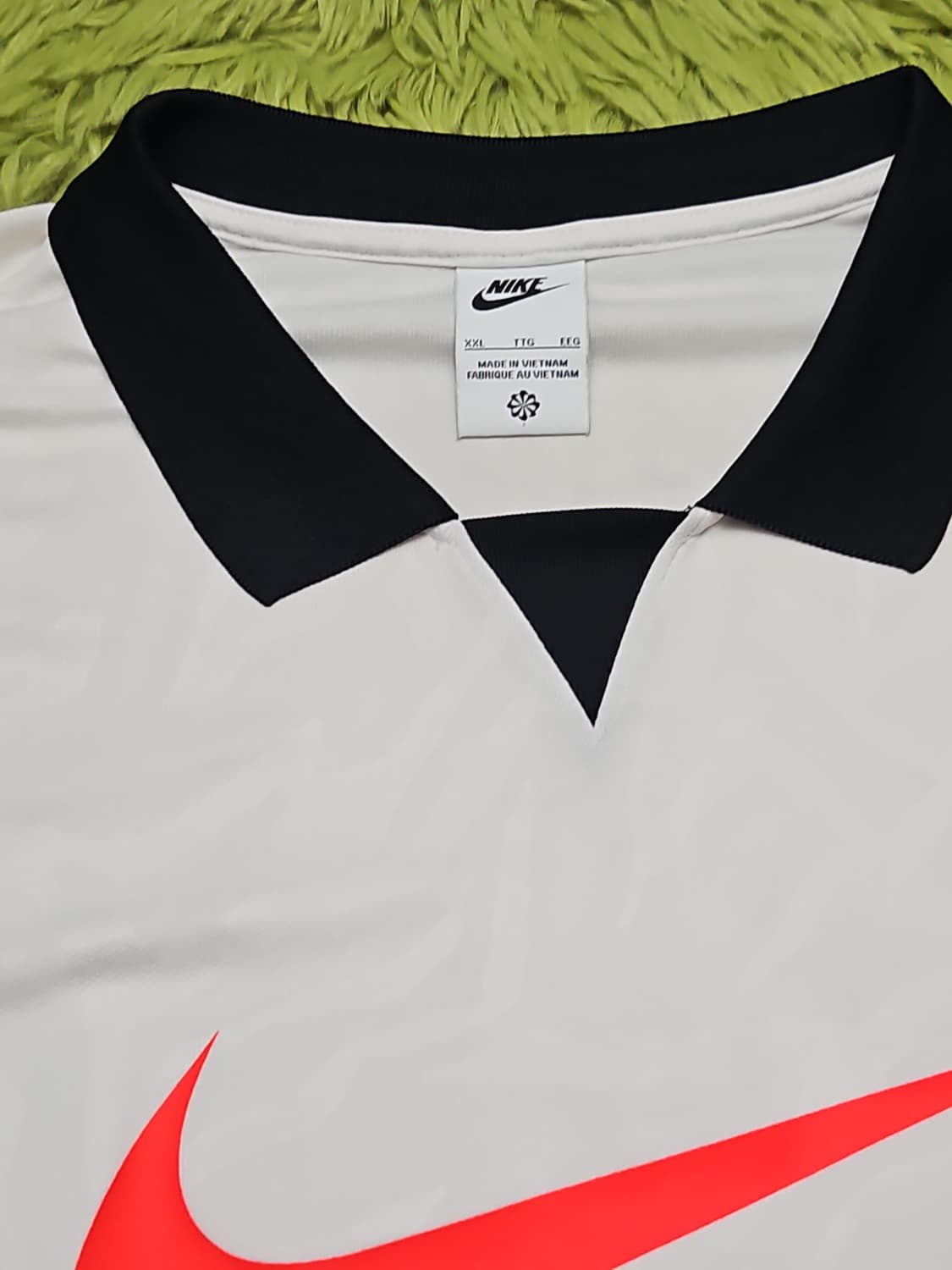 [XXL] 나이키 스우시 트랙 72 카라티 상품이미지4