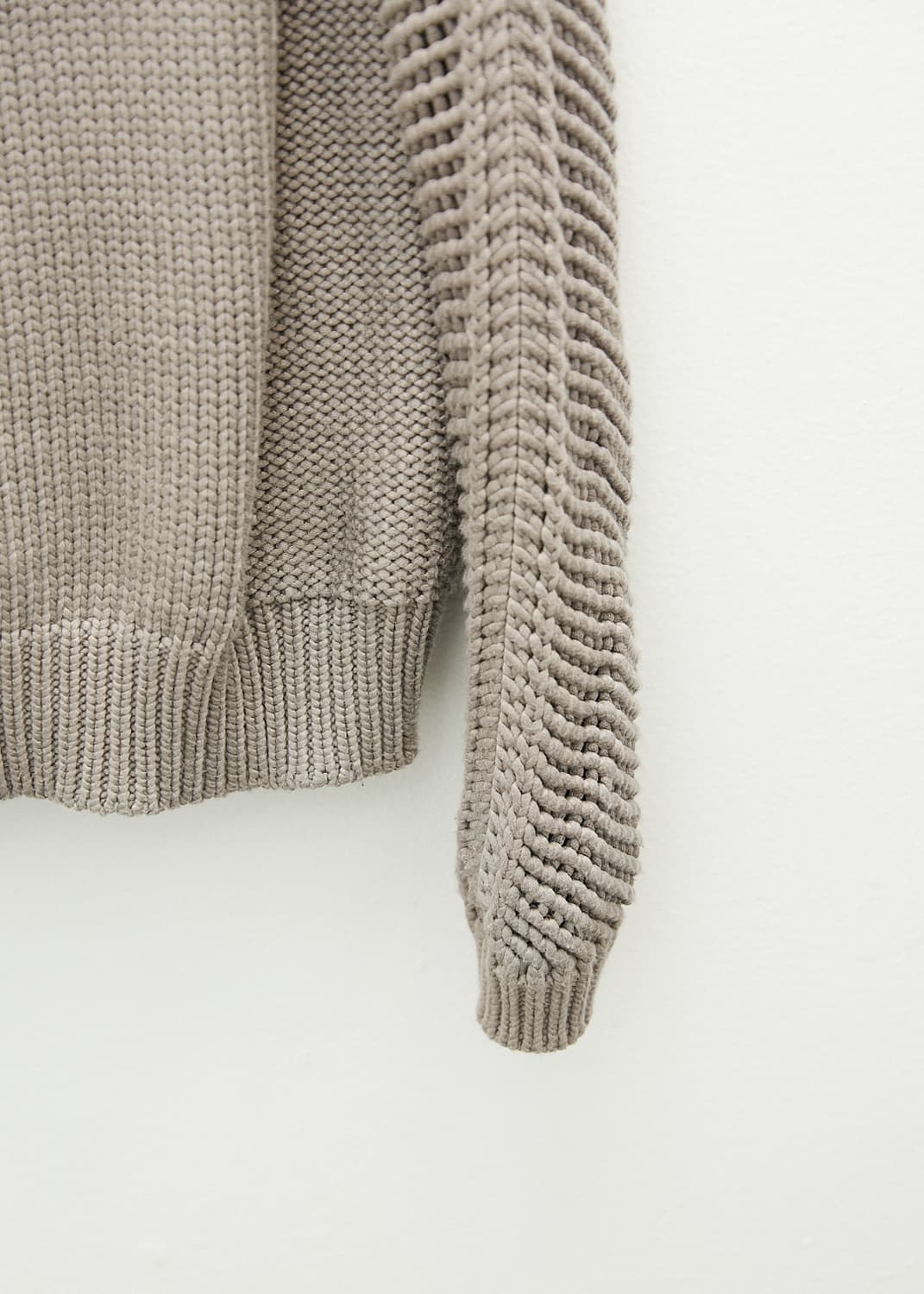 Crochet Sleeve Sweater 상품이미지3