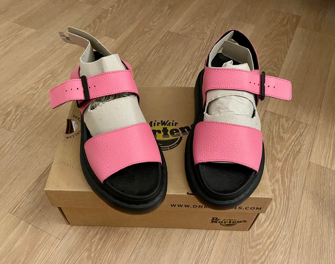 새상품/Dr.Martens 닥터마틴 로미(ROMI) 샌들 소프트 핑크  상품이미지1