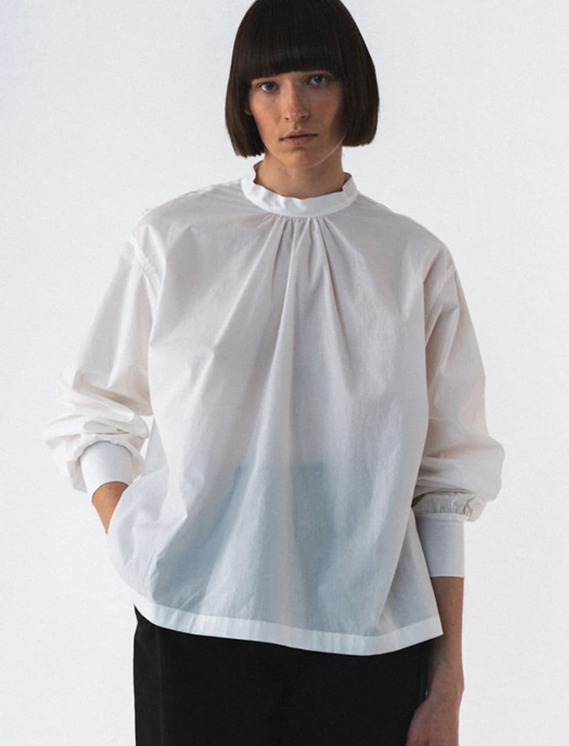 아모멘토 AMOMENTO 오픈 블라우스 상품이미지3