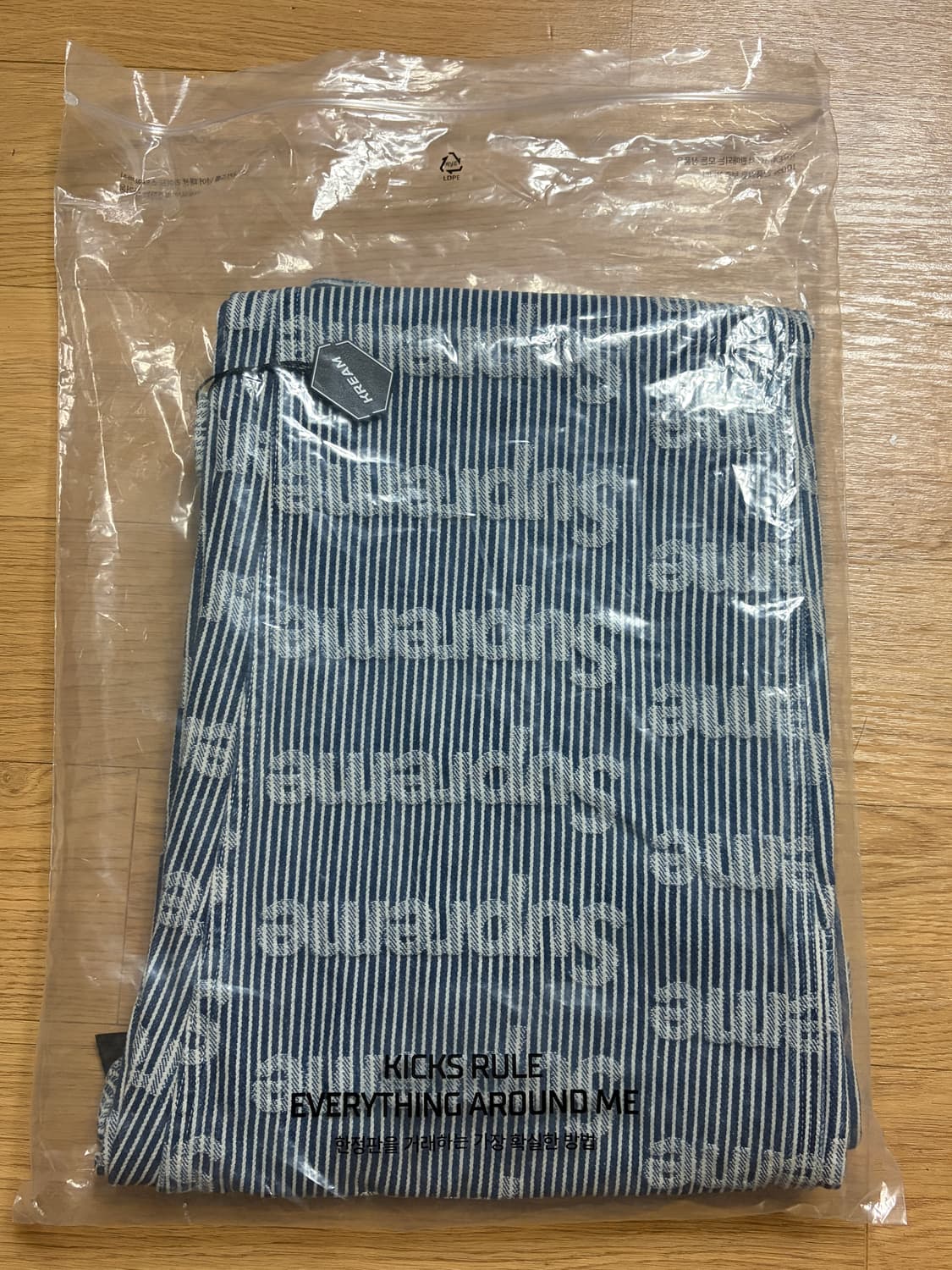 [30]슈프림 스트라이프 데님 페인터 팬츠 24SS 상품이미지2