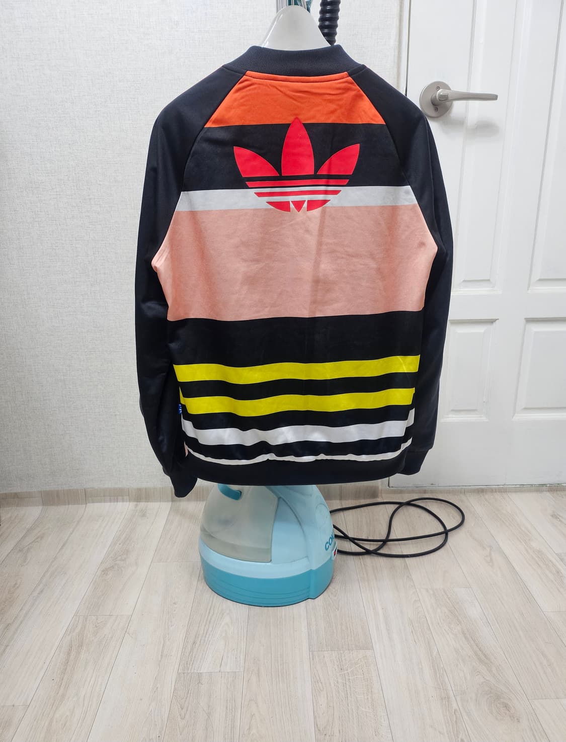 (95~100)☆우주매물☆ 아디다스 슈퍼스타 백로고 [검연핑] 트랙탑져지 상품이미지6