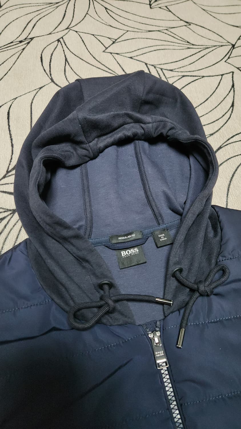 휴고보스 남성 후드 패딩 조끼 네이비 XL 110 상품이미지3