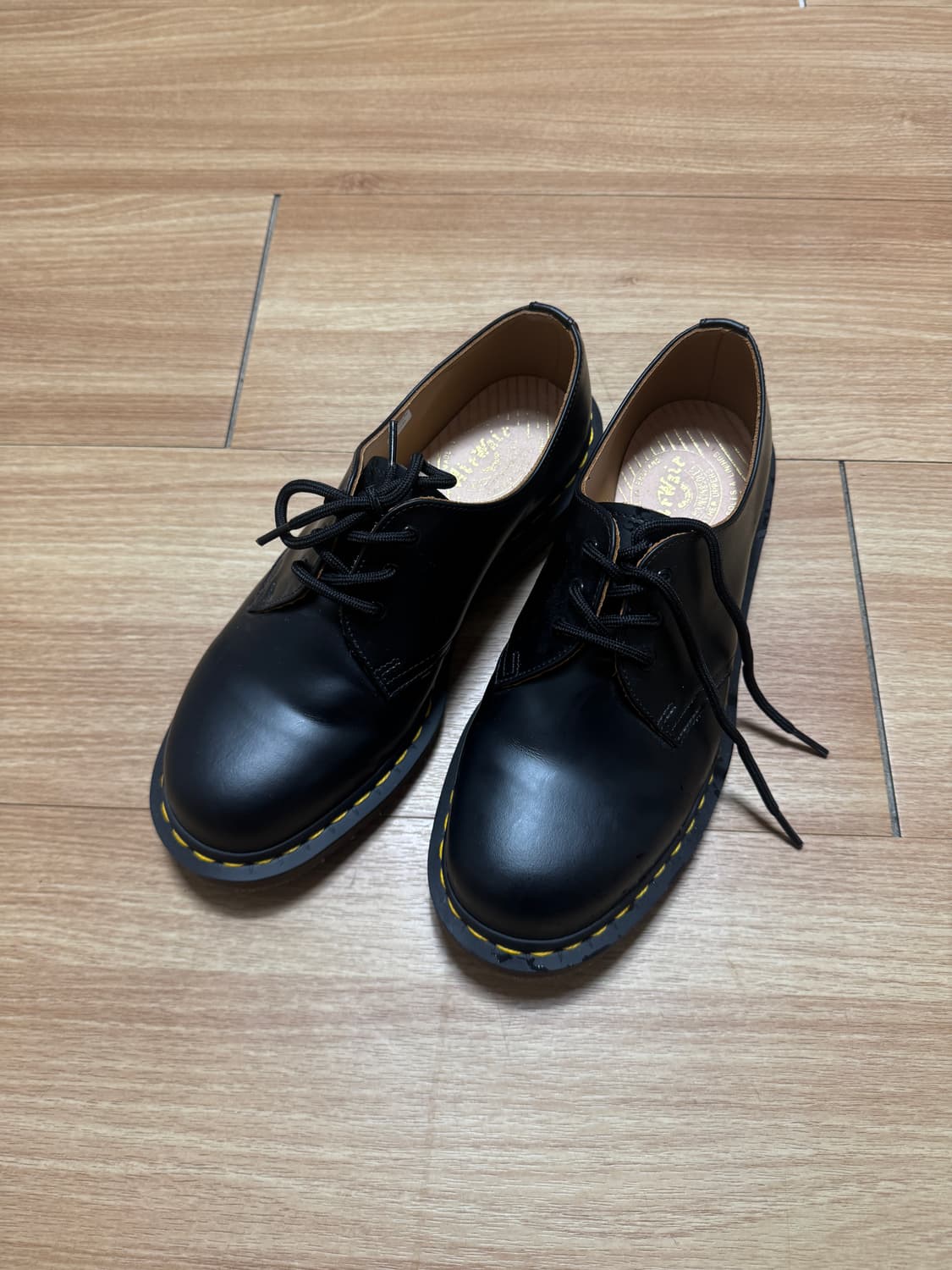 닥터마틴 MIE 1461 Uk8 (270) 상품이미지1