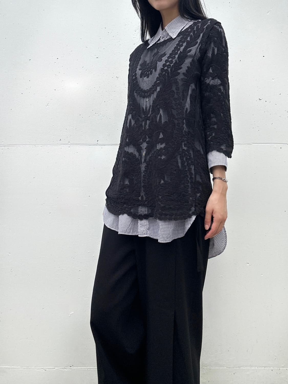 See through embroidery top / black 상품이미지6