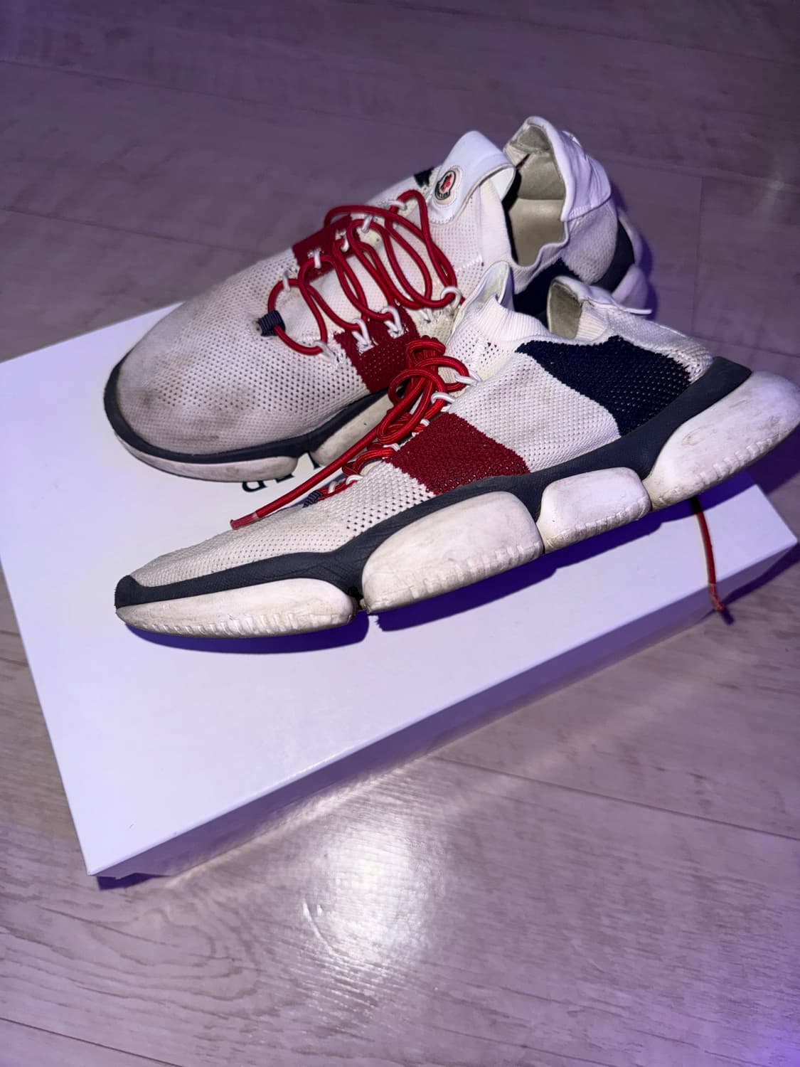 Moncler The Bubble Sneaker 상품이미지3