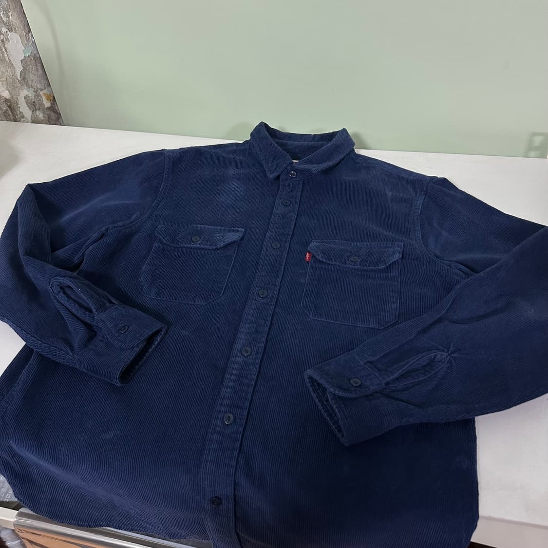 100 M 리바이스 릴렉스핏 네이비 투포켓 워크셔츠 코듀로이셔츠 상품이미지3