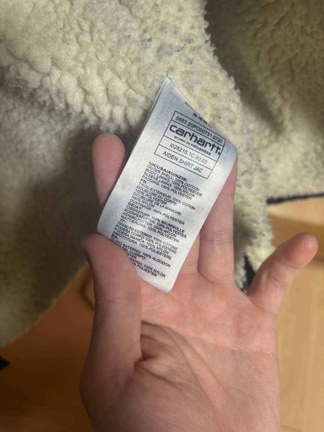 칼하트wip 네이비 체크 후리스셔프 상품이미지4