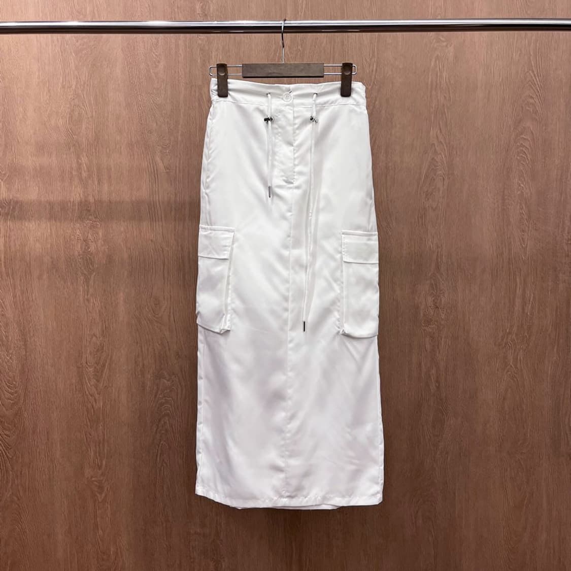 JPN 스트링 카고 롱스커트 사이드 더블 포켓 디테일 스트레이트핏 화이트 상품이미지2