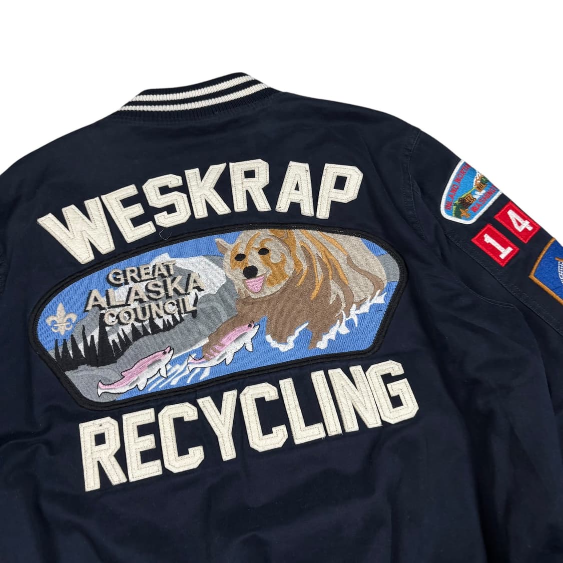 더 매드니스 네이비컬러 멀티 패치 바시티 상품이미지4