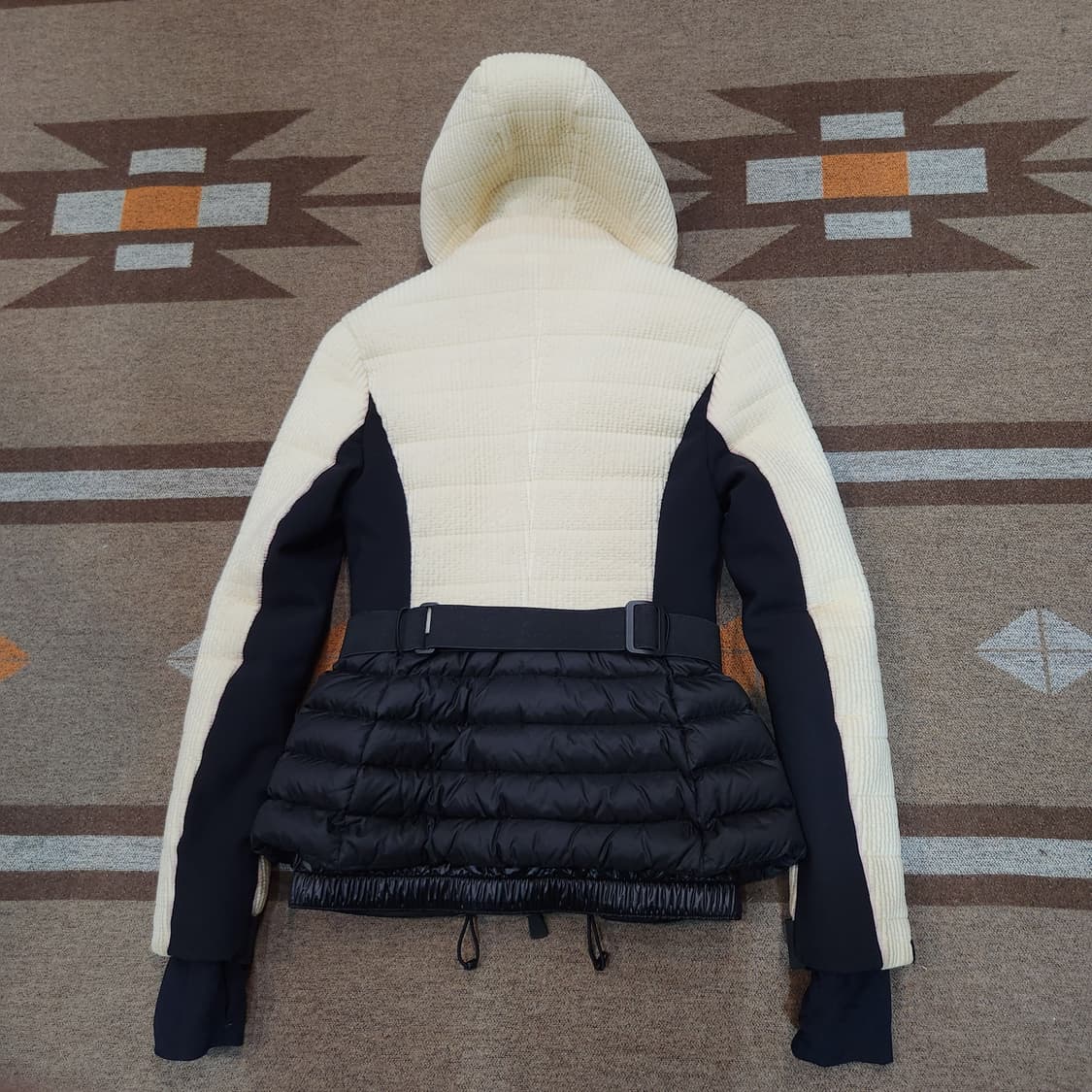 백화점판)몽클레어 구스다운 벨티드 후드 패딩 M 상품이미지10