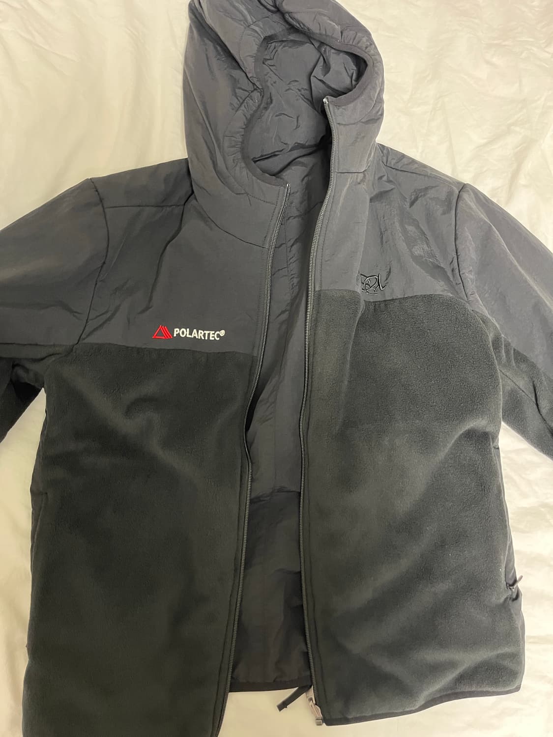POLARTEC® Reversible Zip-Up Hoodie Black 상품이미지1