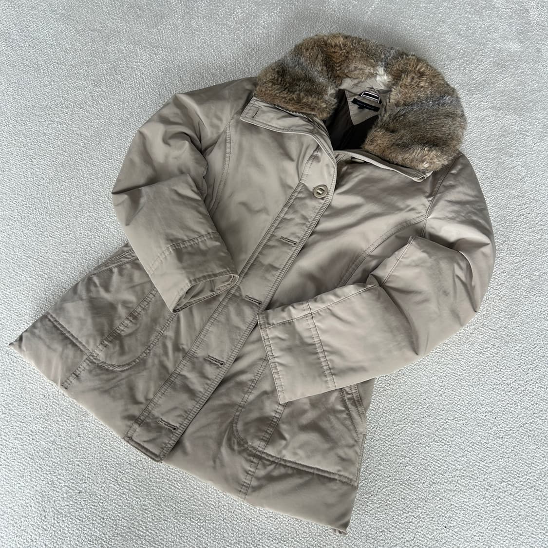 타미힐피거 퍼 탈부착 패딩 코트 s 상품이미지1