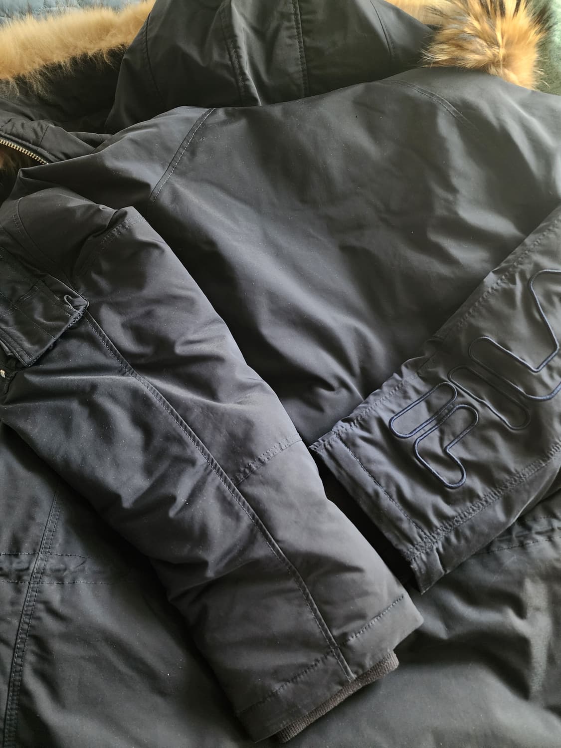 휠라 FILA 네이비 후드 퍼 패딩 점퍼 S 상품이미지5