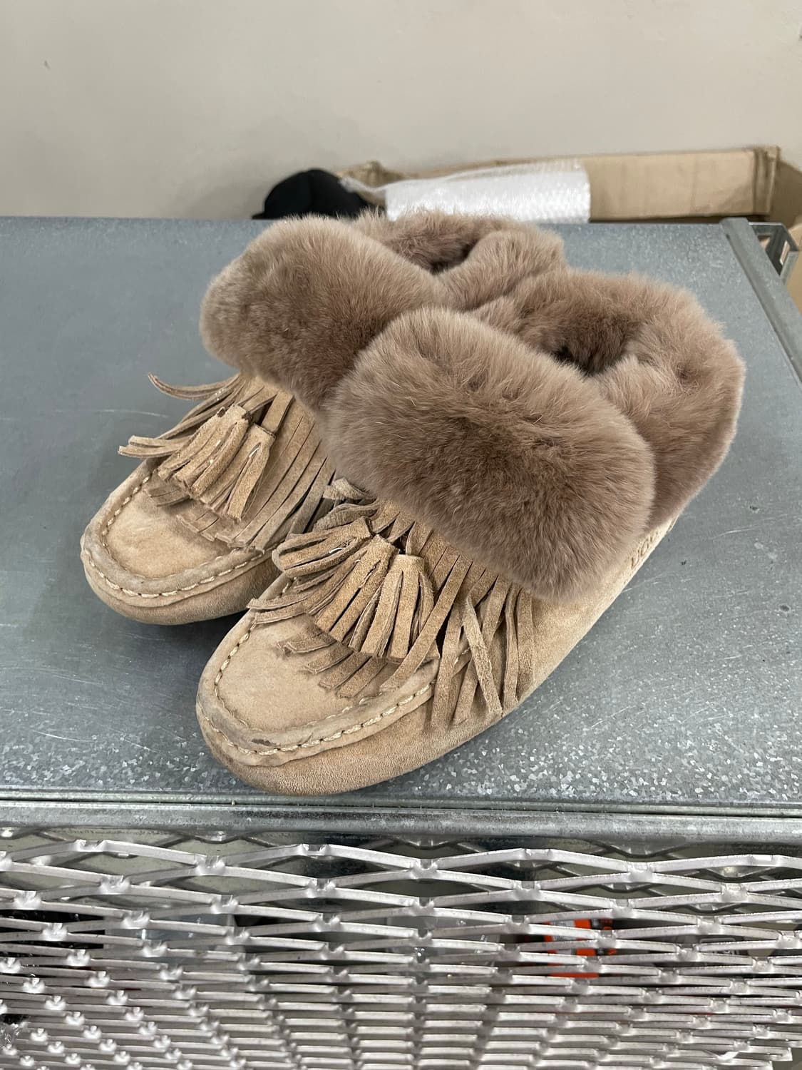 어그 오즈웨어 태슬 양털 모카신 220 상품이미지2