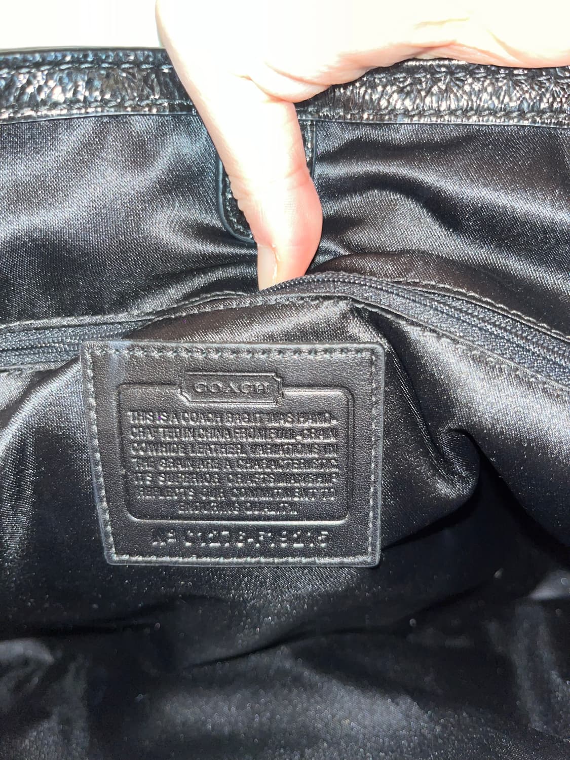 Coach White Stitch Shoulder Bag 상품이미지9