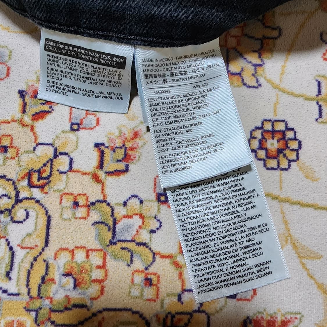 리바이스 511 흑청 데님
30 상품이미지3