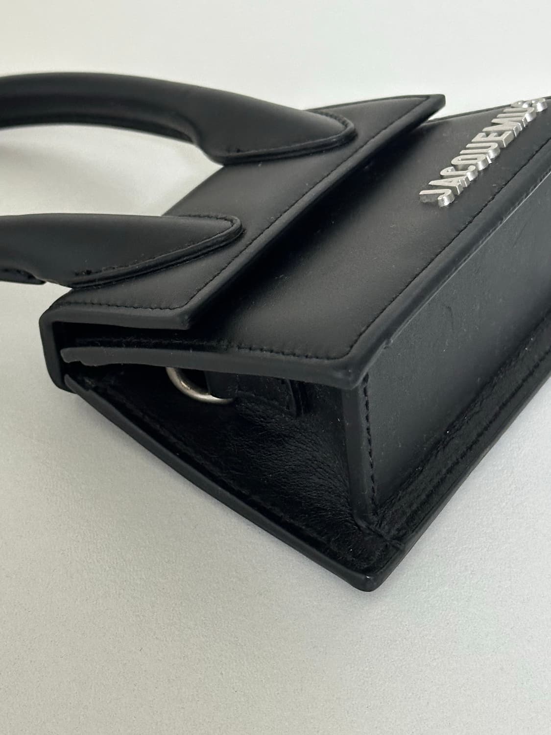 JACQUEMUS 르 치키토 옴므 크로스백 미니 상품이미지2