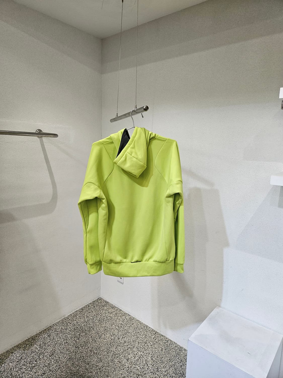 오클리 빅로고 후드티 상품이미지2