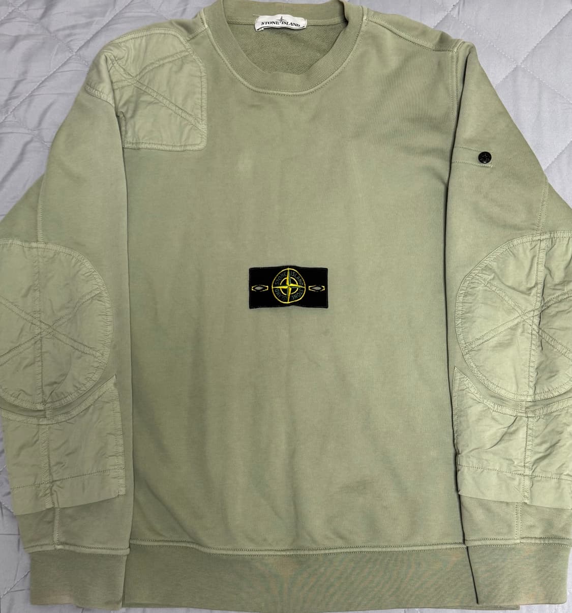 [M]스톤아일랜드 카키 크루넥 맨투맨 상품이미지1