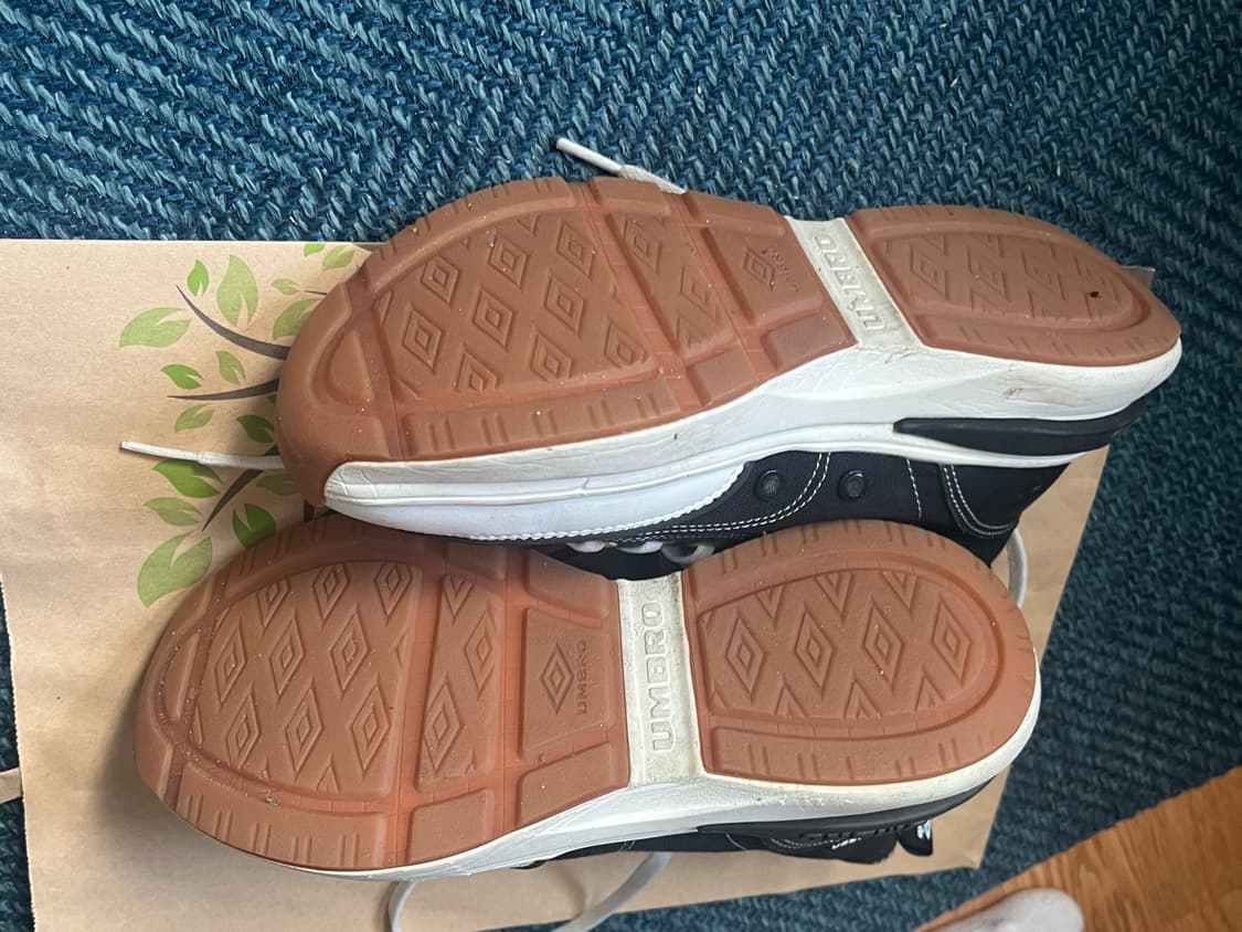 엄브로 토비하이 230 상품이미지3