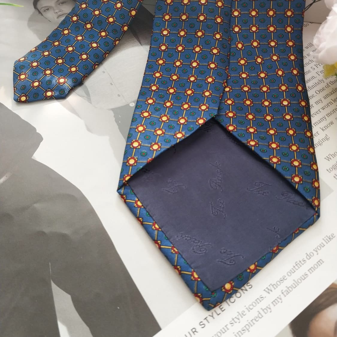 레오나르도 스트렐리 실크 블루 넥타이 9.8cm A+등급 K1283
 상품이미지7