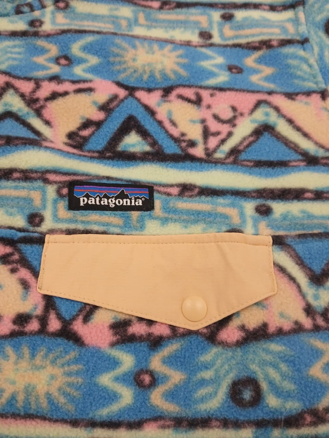 10s 파타고니아 신칠라 스냅-T 아즈텍 패턴 상품이미지2