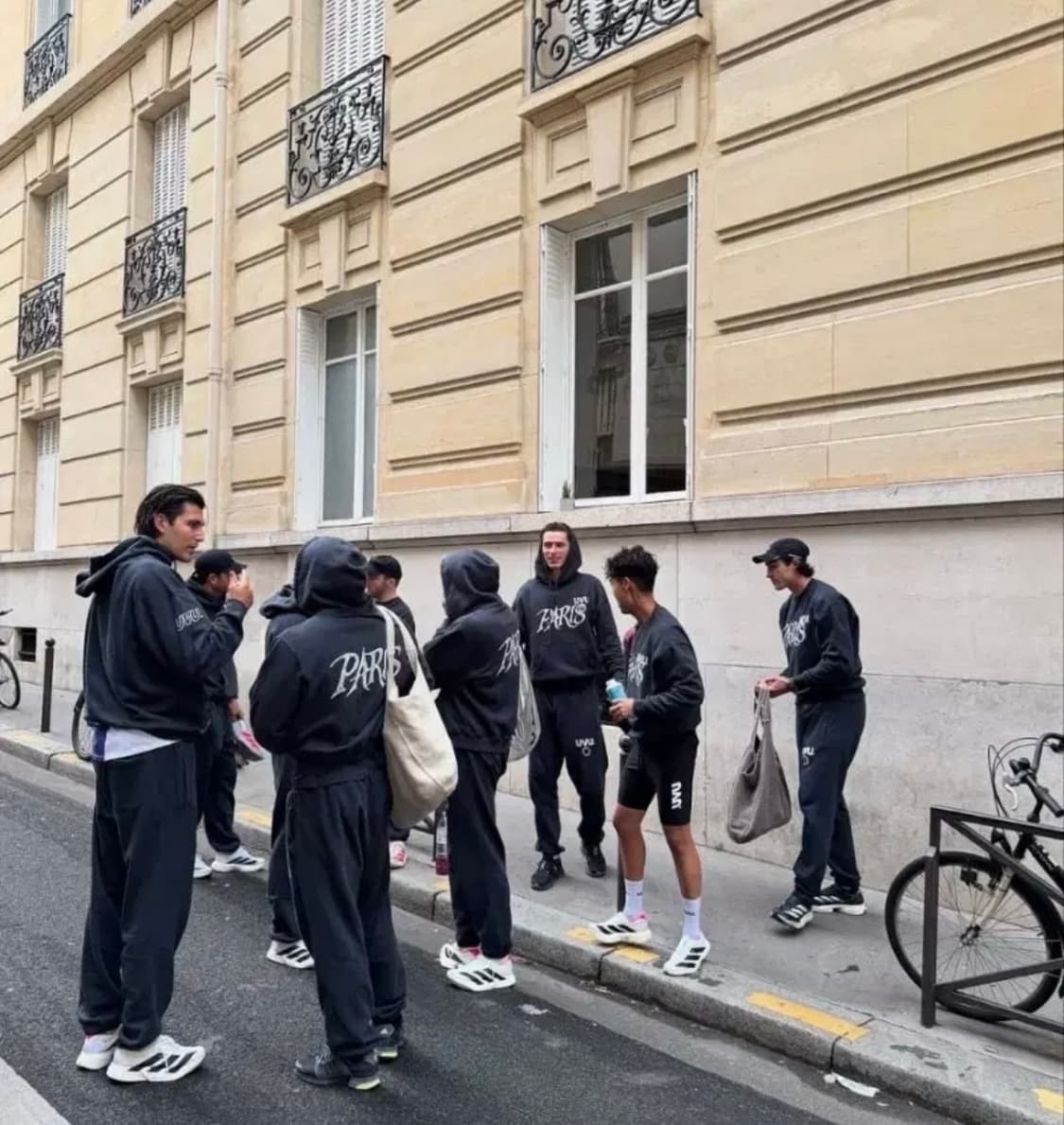 UVU 파리 후드 + 팬츠 셋업 상품이미지5