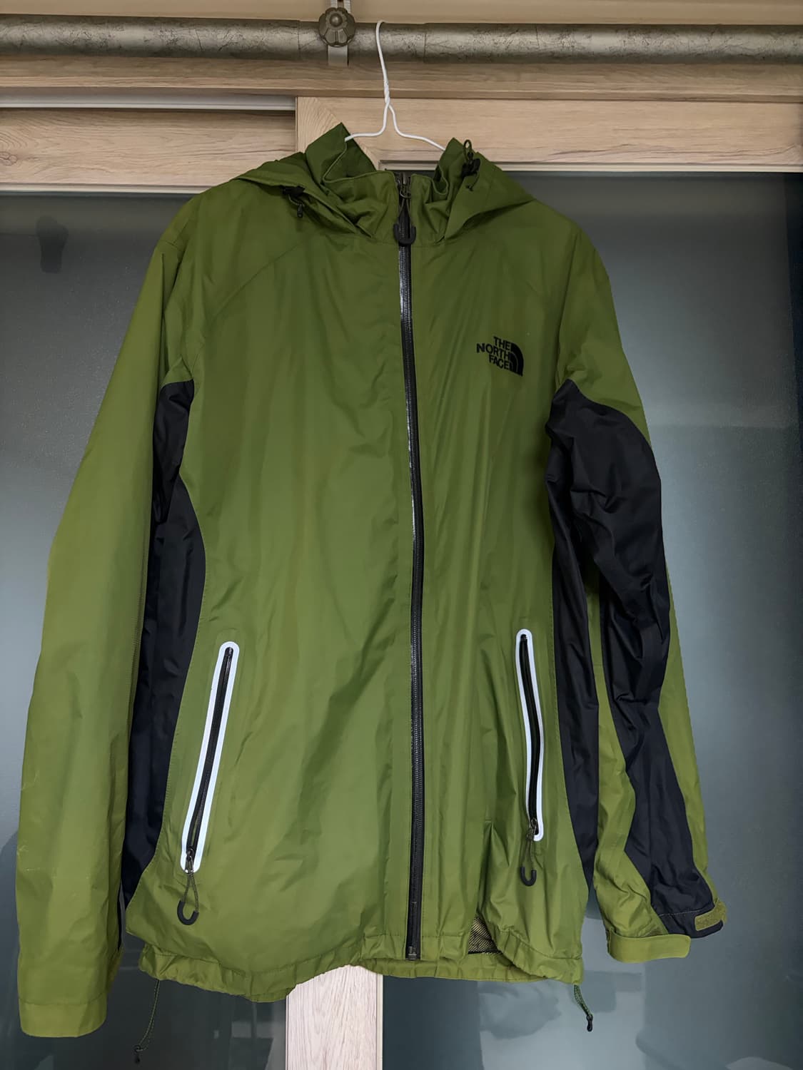 노스페이스 바람막이 상품이미지1