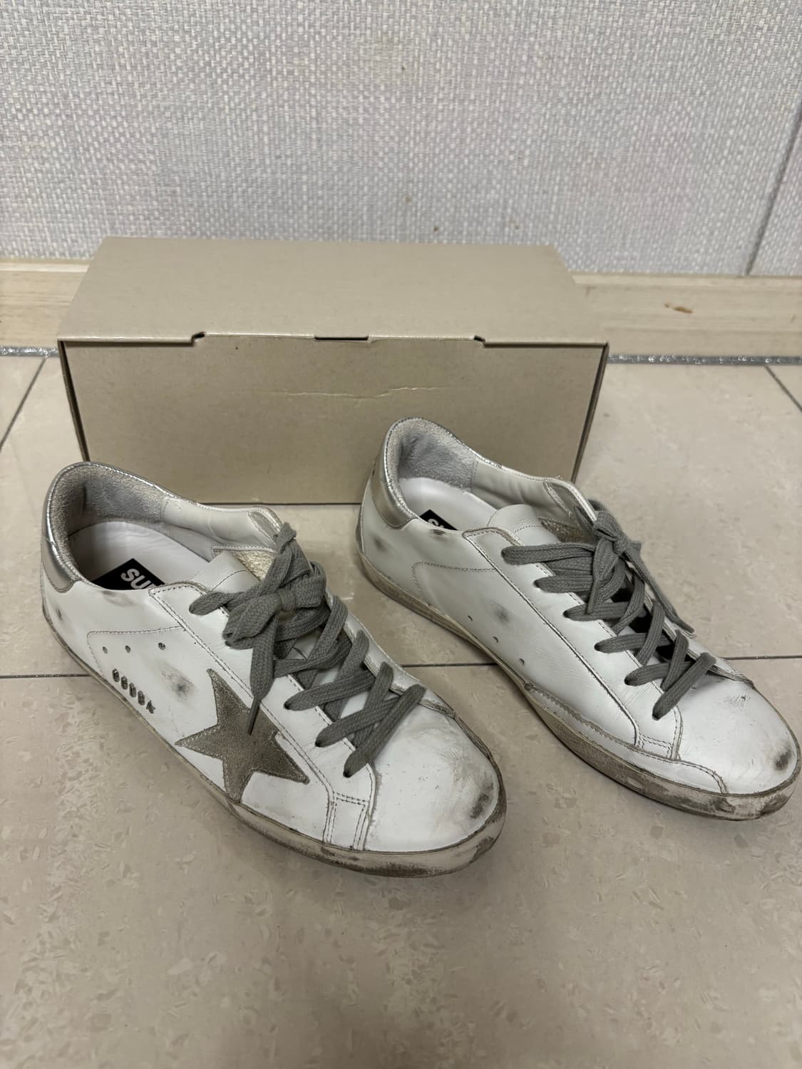 골든구스 슈퍼스타 화이트 실버탭 상품이미지3