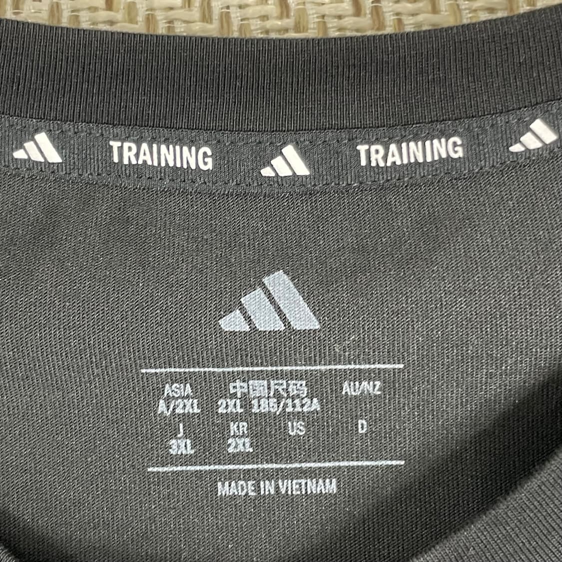 아디다스 오버사이즈 반팔티 블랙 2XL 상품이미지3