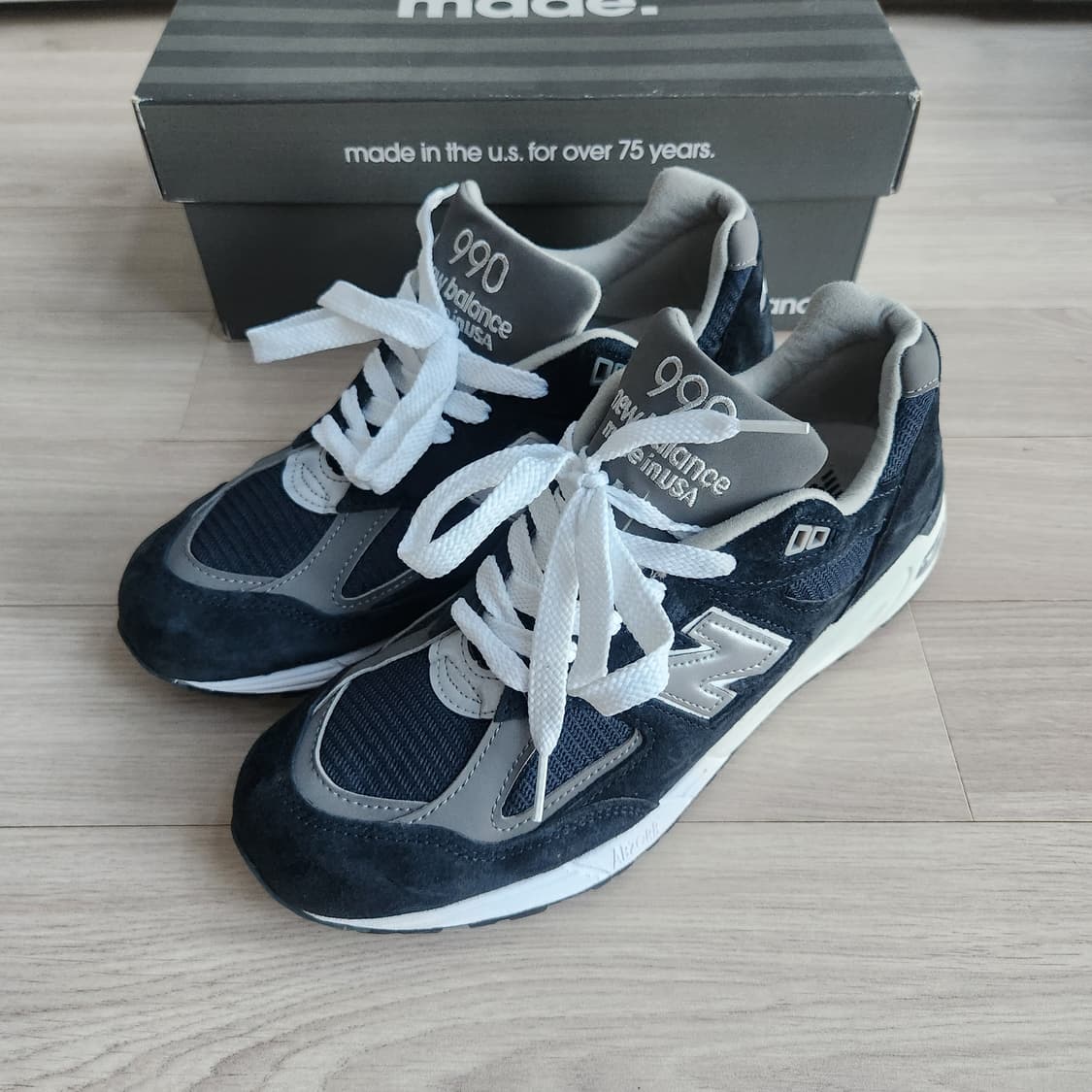 뉴발란스 m990v2 네이비 상품이미지1