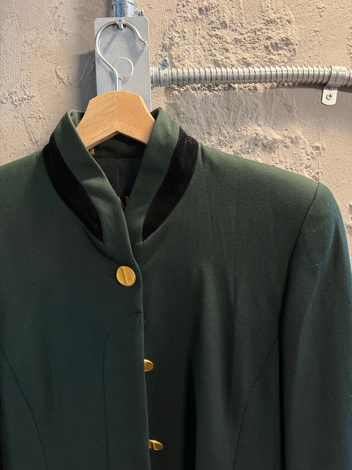 에스카다 ESCADA 벨벳 트리밍 골드버튼 롱 자켓 딥그린 34 상품이미지5