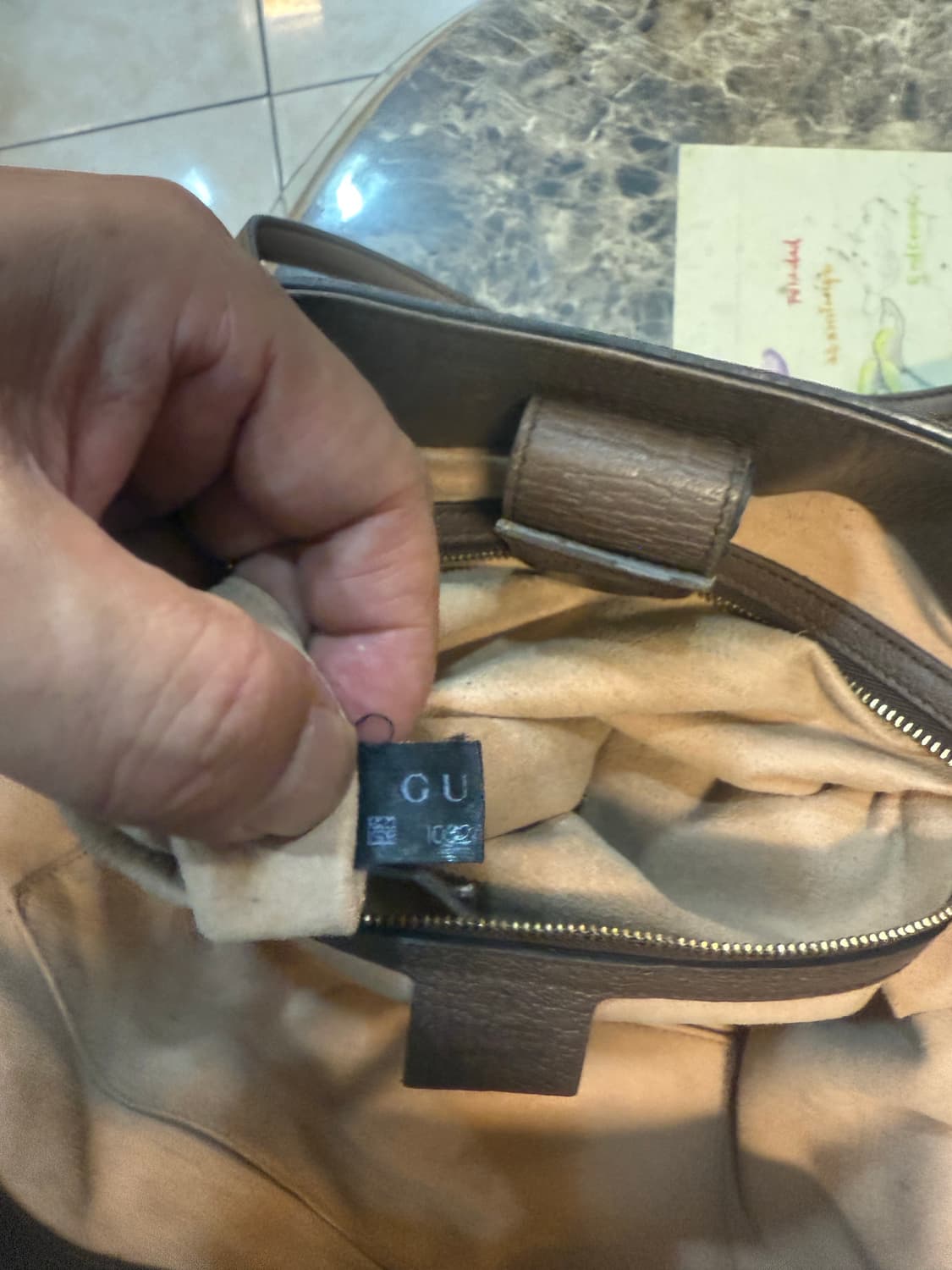 정품 구찌 오디피아 쇼퍼백 팝니다 상품이미지10