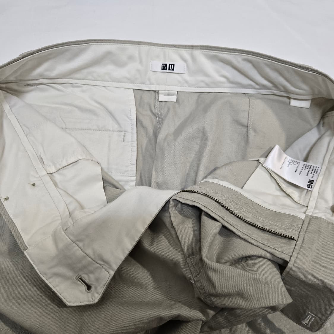 유니클로U 와이드핏턱치노쇼트팬츠  상품이미지3