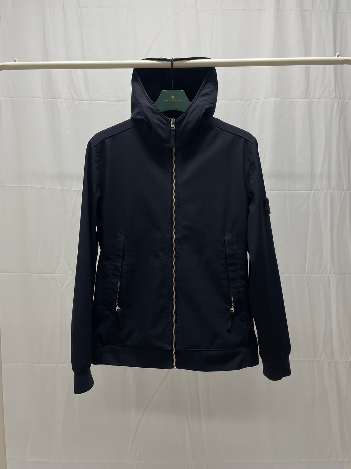 [백화점판] 스톤아일랜드 소프트쉘 후드 바람막이 자켓 [L] 상품이미지1