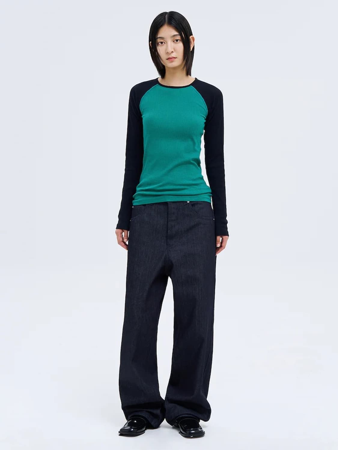 BASERANGE Gene Long Sleeve Tee - Green 상품이미지3